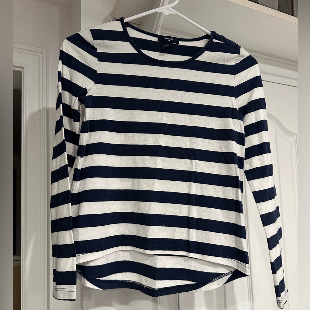 Gap Kids XL long sleeve shirt
Navy blue/white striped
